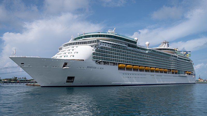 File:Bahamas Cruise - ship exterior - June 2018 (3306) (cropped).jpg