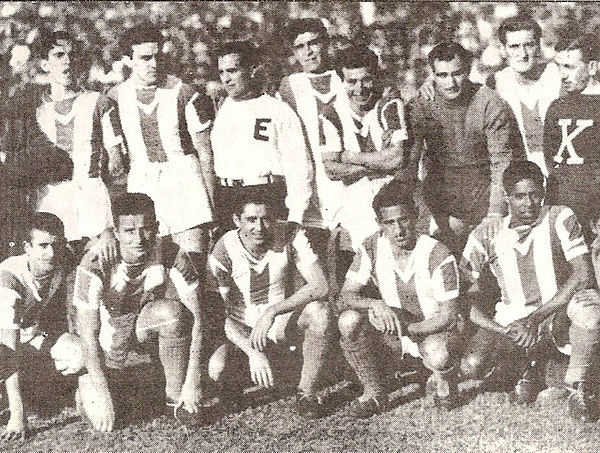 The 1946 Banfield squad that won the Primera B title, promoting to Primera División