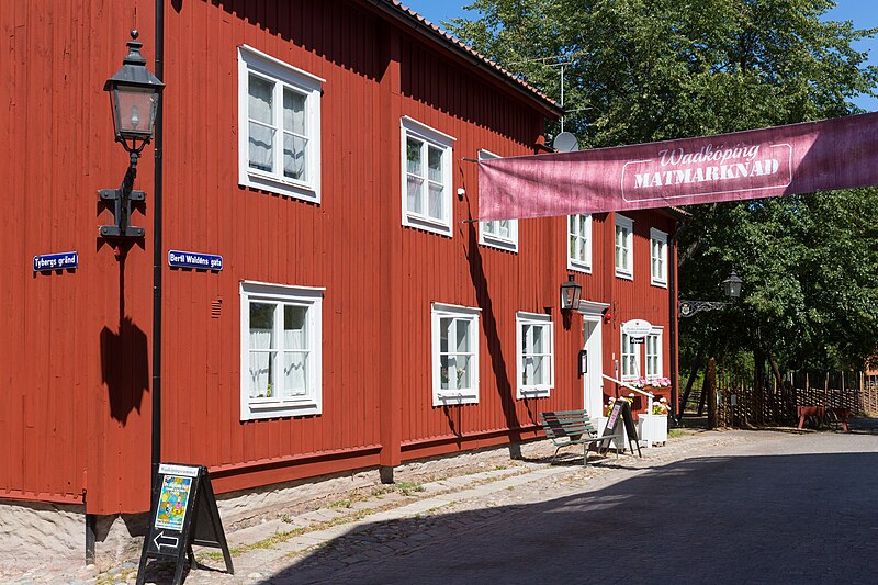 File:Bertil Waldens Gata 2, Wadköping, Örebro.jpg