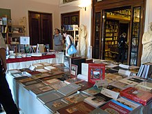 Publishers' displays during a 2012 event at the Institute Biblioarche al Koninklijk Nederlands Instituut Rome - Ediarche 2012.jpg