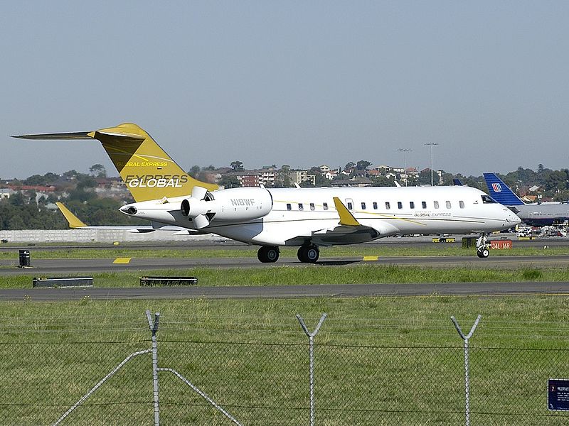 File:Bombardier BD-700-1A10 Global Express AN0506942.jpg