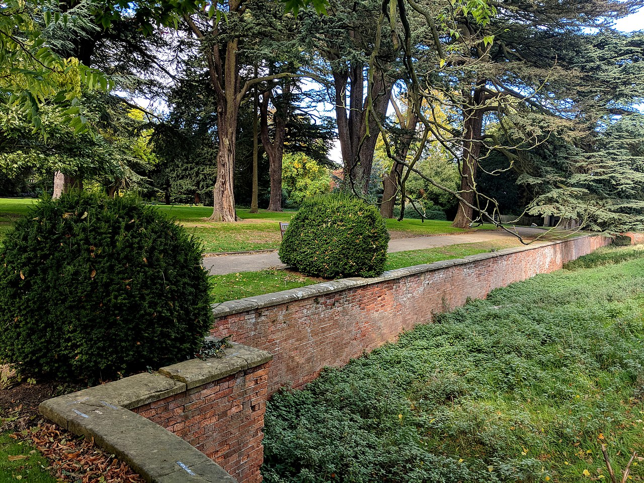 Boundary Wall, Passage And Ha Ha South East Of Wollaton Hall, ~Nottingham (13).jpg