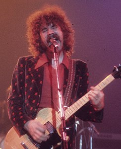 Brad Delp (beskuren) .jpg