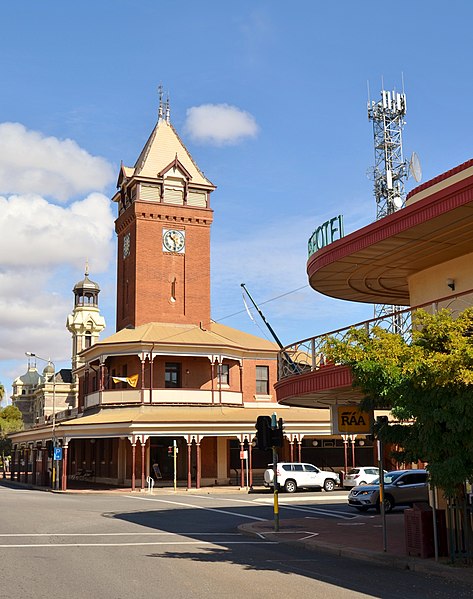 File:Broken Hill Post Office, 2017 (02).jpg