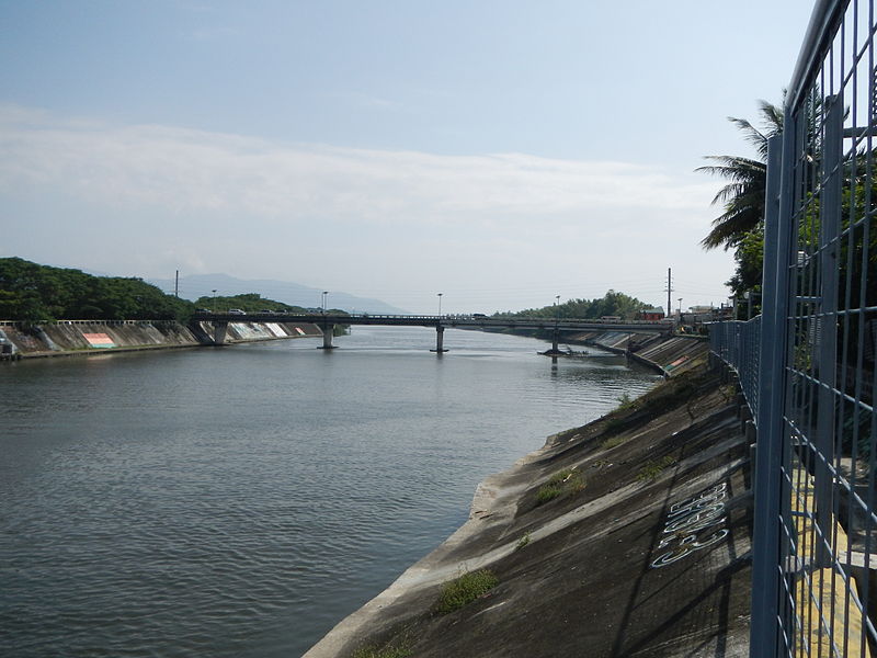 File:CalumpangRiverjf0027 03.JPG