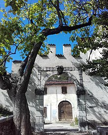 Castel Telvana, sede dell'amministrazione comunale