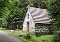 Čeština: Kaplička nedaleko vrcholu kopce Třemšín, v přírodním parku Třemšín nedaleko Hutí pod Třemšínem, okres Příbram - ČR English: Chapel in Nature park Třemšín, Příbram District in Czech Republic