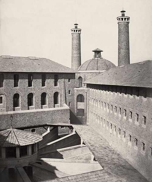 File:Charles Marville, Prison de la Santé II, ca. 1867–70.jpg