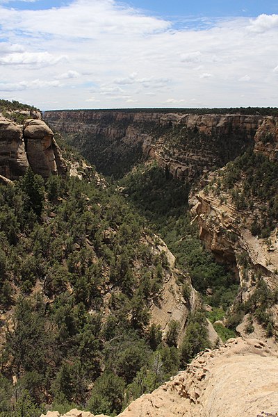 File:Cliff Canyon Mesa Verde National Park, CO, USA - panoramio (6).jpg