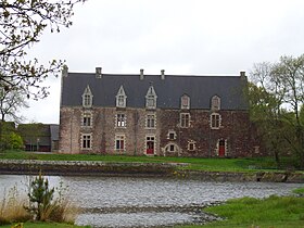 A Château de Comper cikk szemléltető képe