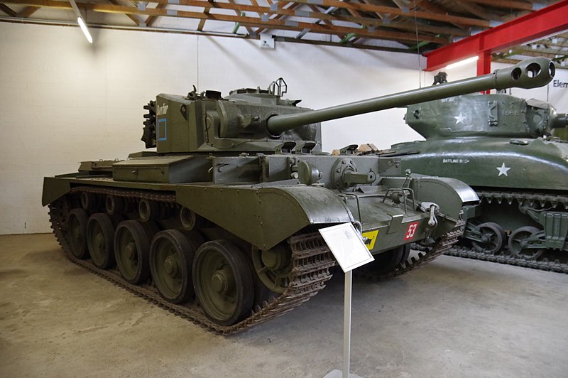 File:Cruiser Tank A 34 Comet (39083377142).jpg