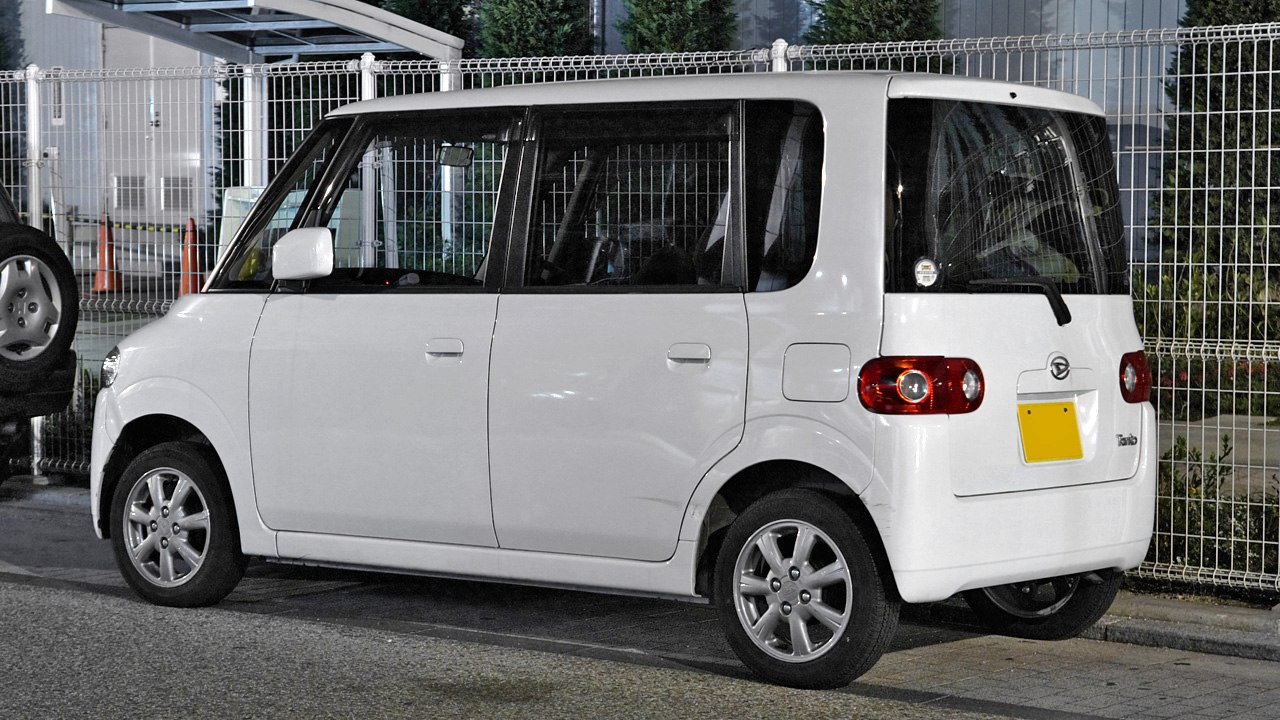 Image of Daihatsu Tanto 002