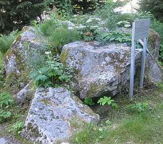 Full view of Deer Rock with plaque Deer Rock full view.jpg