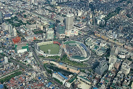 Fail:Dongdaemun Stadium 2005 01.jpg