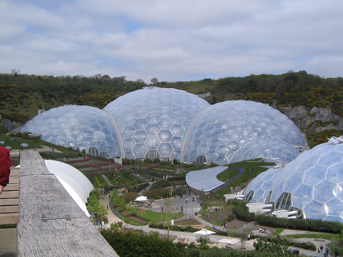 Geodesic dome - Wikipedia