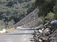 Ferguson Slide na California State Route 140 v červnu 2006