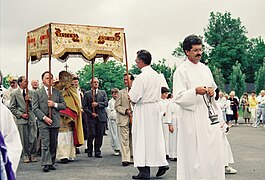 Procession du Saint Sacrement, lors de la Fête Dieu, 1992