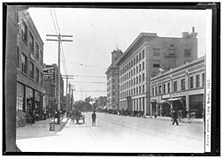 First Street and the First National Bank building in the background, 1910