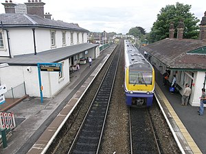 Train station - Wikipedia