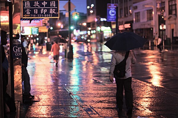 The intersection of Main Street and Roosevelt Avenue