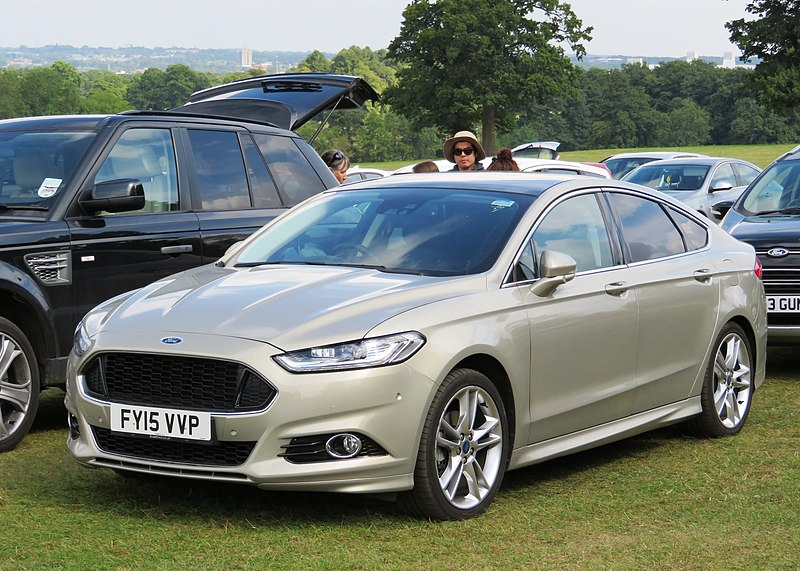 File:Ford Mondeo registered March 2015 1999cc.jpg