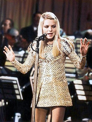 Fortune Salaire Mensuel de France Gall Album 1973 Combien gagne t il d argent ? 300 000 000,00 euros mensuels