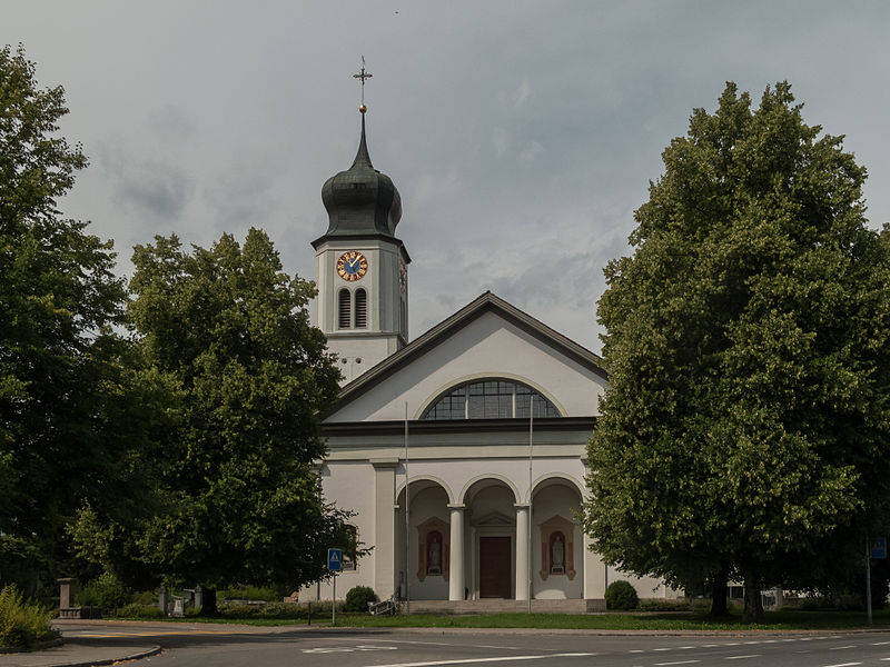 File:Galgenen, Katholische Pfarrkirche Sankt Martin KGS4794 foto2 2014-07-20 11.06.jpg