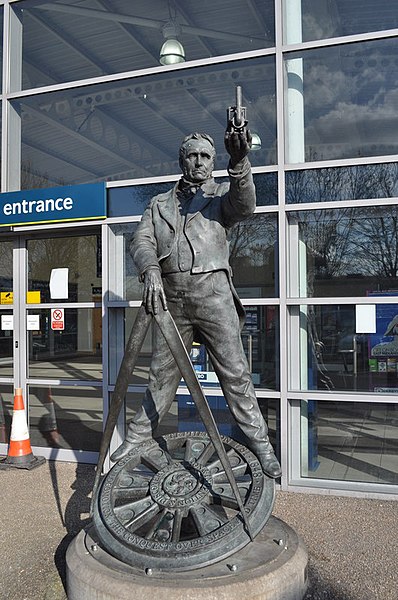 File:George Stephenson - geograph.org.uk - 2315455.jpg