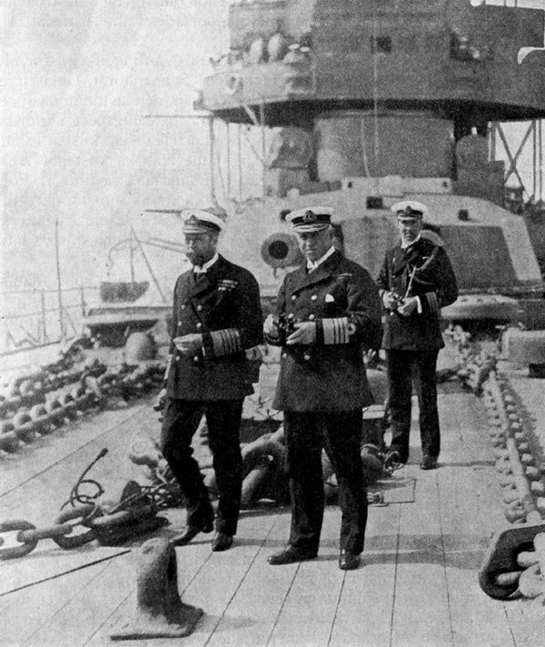 King George V (left) inspects HMS Neptune