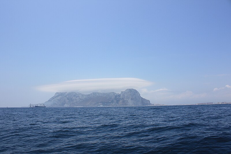 File:Gibraltar Levante Cloud 9.jpg