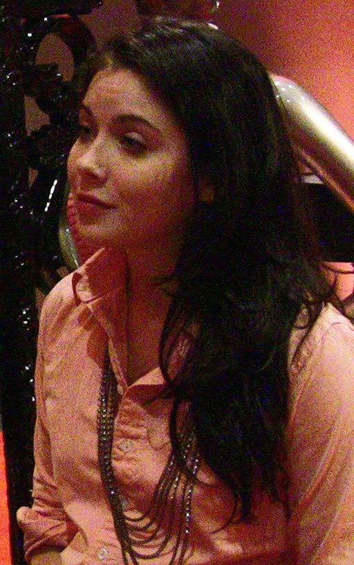 Grace Phipps Emmy 2011