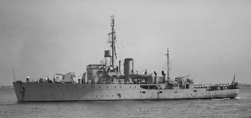 File:HMAS Gladstone SLV AllanGreen1.jpg