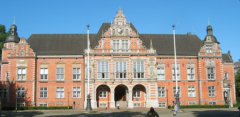 File:Hamburg-Harburg Rathaus.jpg