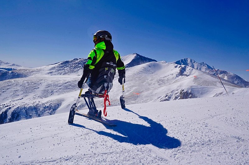 File:Hari skiing.jpg