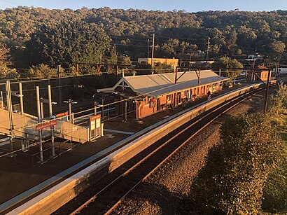 How to get to Hawkesbury River Station with public transport- About the place