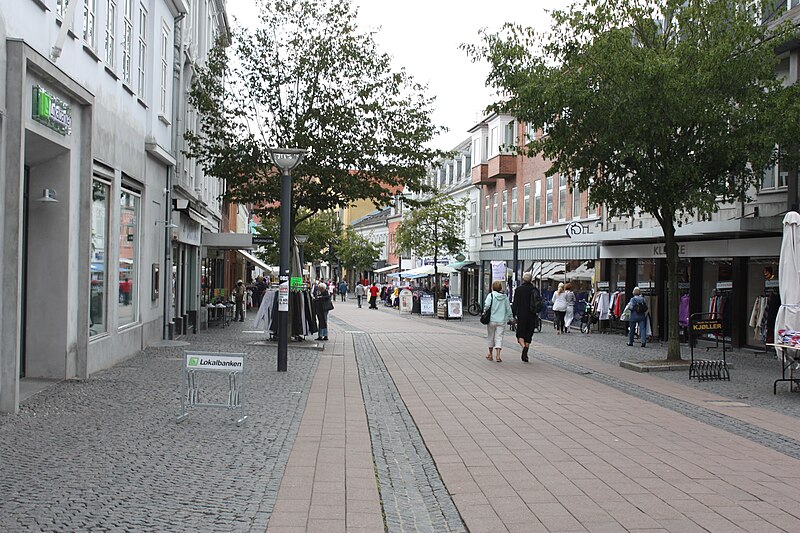 File:Hillerød 20090818 03.jpg