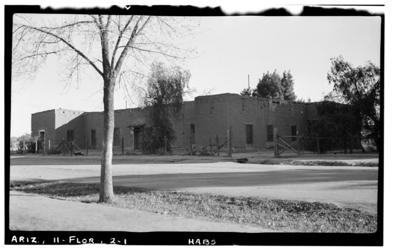 File:Historic American Buildings Survey Frederick D. Nichols, Photographer January 1938 GENERAL VIEW OF ENTRANCE SIDE AND END. - Adobe Ranch House, Florence, Pinal County, AZ HABS ARIZ,11-FLOR,2-1.tif