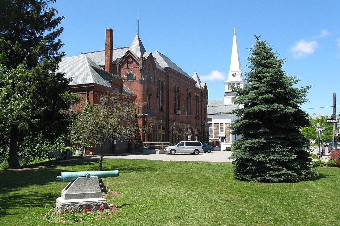 Holbrook Square Historic District