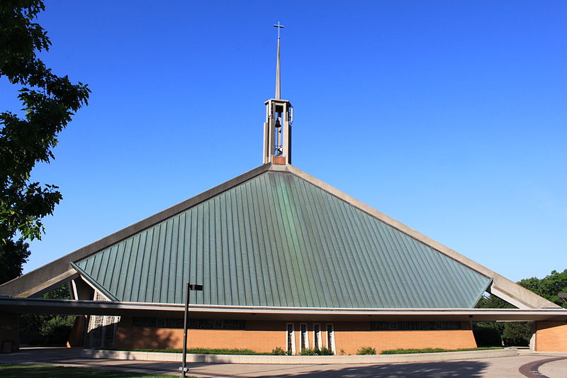 File:Holy Trinity Chapel Concordia University Ann Arbor Michigan.JPG