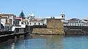 Horta - Porto Pim mit Festung.JPG