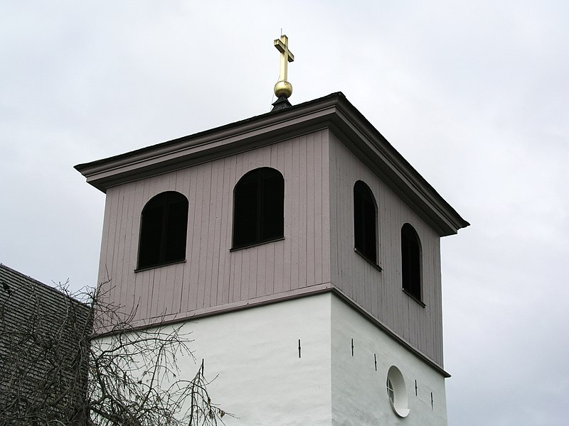 File:Husby-Sjuhundra kyrka tower.jpg