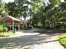 Hutchison Park Elderly Fitness Area 2011.jpg