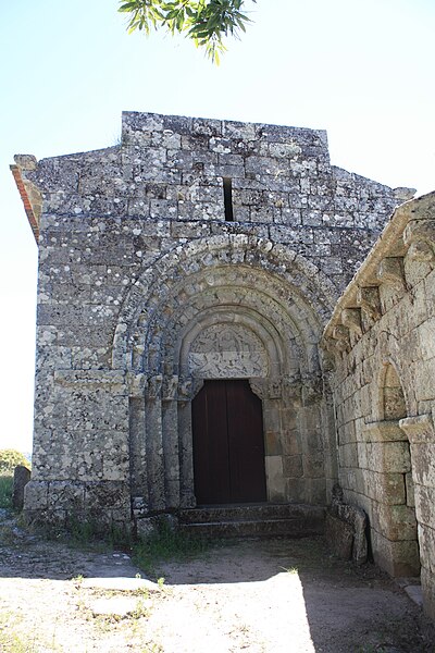 File:Igreja de São Salvador de Ansiães - 25.jpg