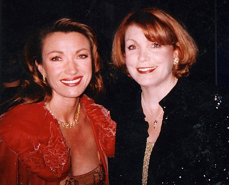 File:Jane Seymour with Terrie Frankel Producers Guild of America Awards.jpg