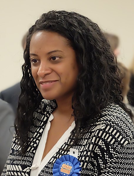 File:Jennifer Carroll Foy at volunteer appreciation event.jpg