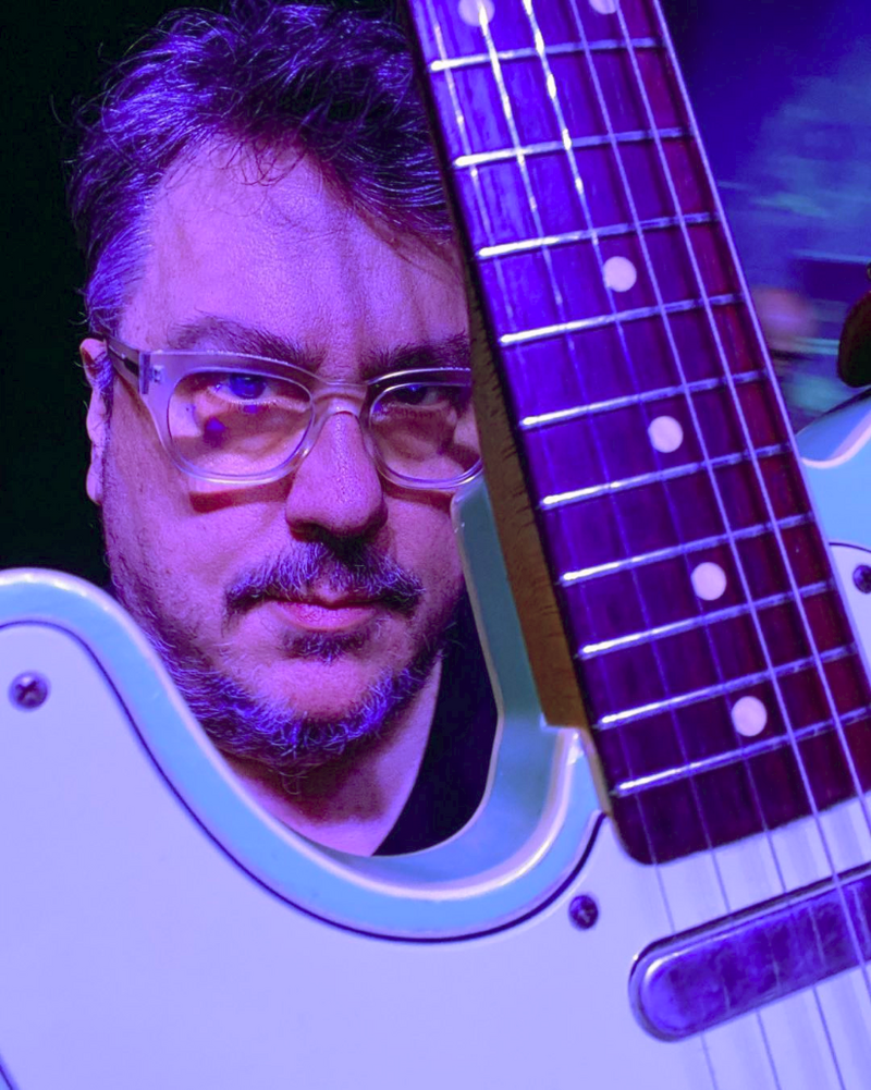 800px-John_Flansburgh_Dallas_2023.png