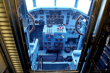 Junkers Ju 52 cockpit layout