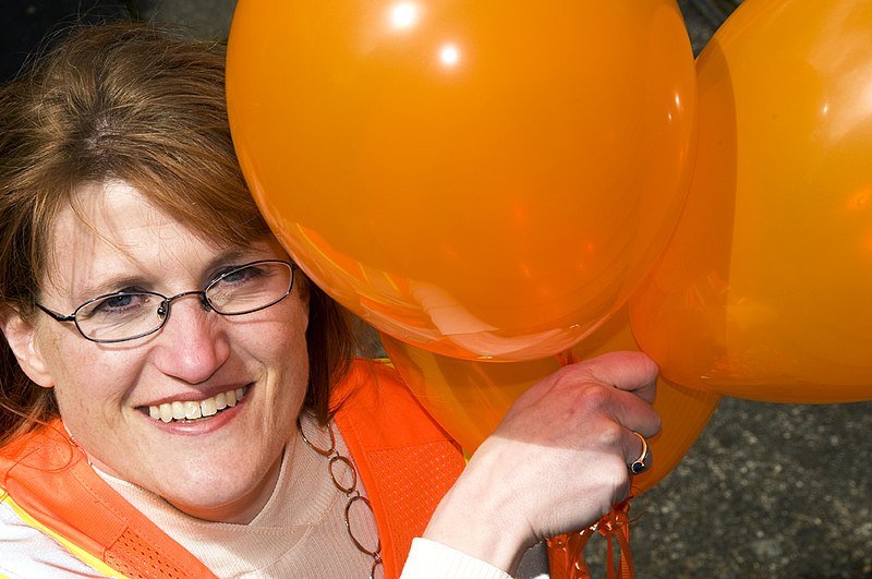 File:Jyll goes orange (4505724694).jpg