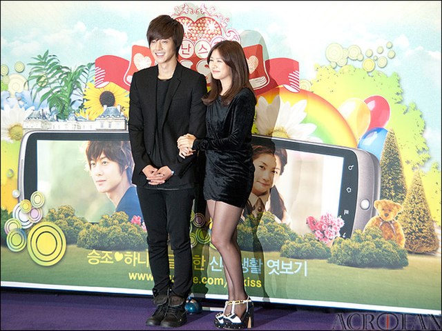 Kim Hyun-Joong and Jung So-min at the premiere of Playful Kiss.