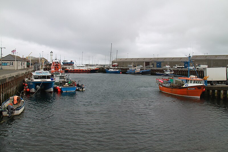 File:Kirkwall Harbour - geograph.org.uk - 3112673.jpg